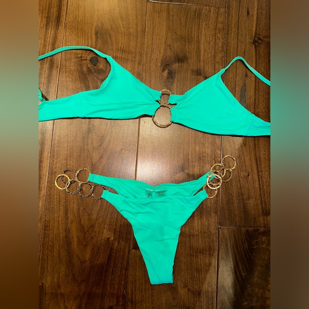 Beach Bunny Lexi Bikini